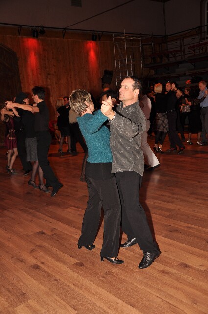 min 2009 11 29 station danse 083
